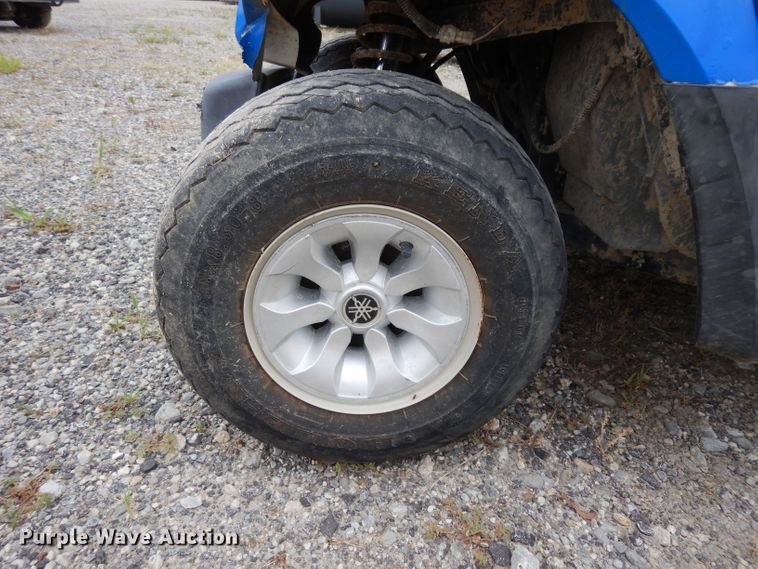 image for item HC9666 2012 Yamaha Concierge 6  golf cart