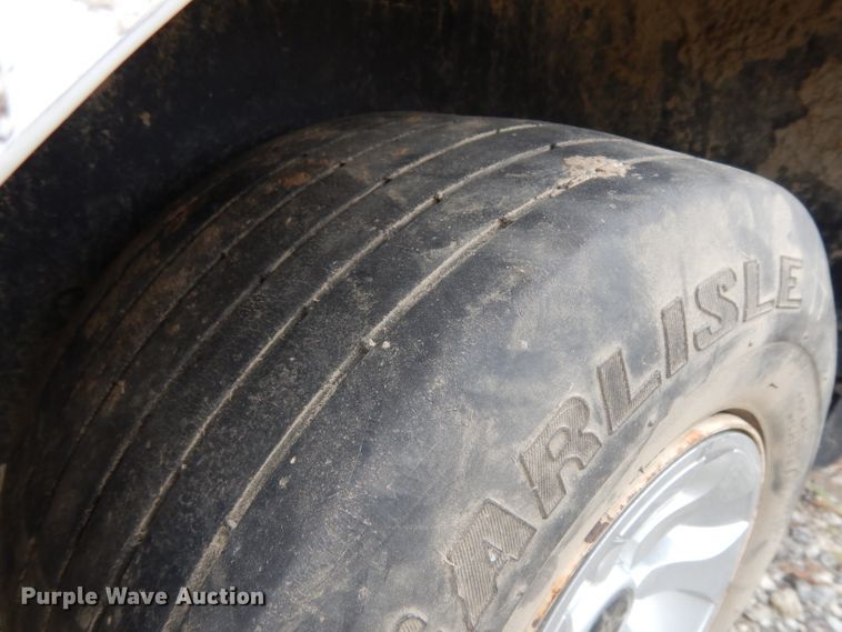 image for item HC9666 2012 Yamaha Concierge 6  golf cart