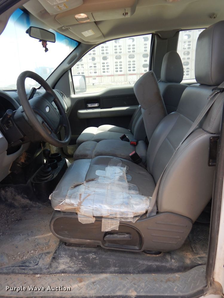 image for item HM9227 2006 Ford F150  SuperCab pickup truck