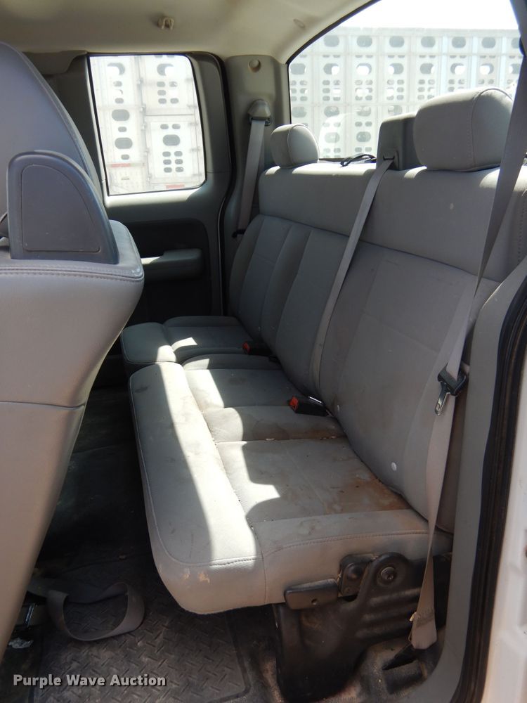 image for item HM9227 2006 Ford F150  SuperCab pickup truck