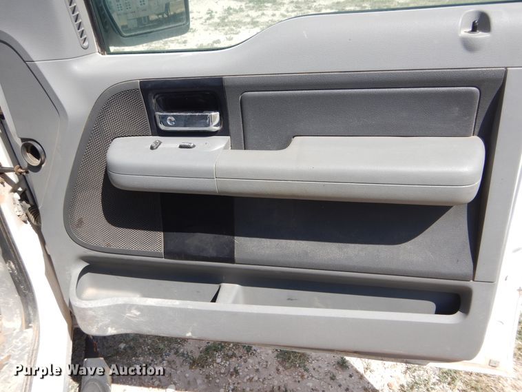 image for item HM9227 2006 Ford F150  SuperCab pickup truck