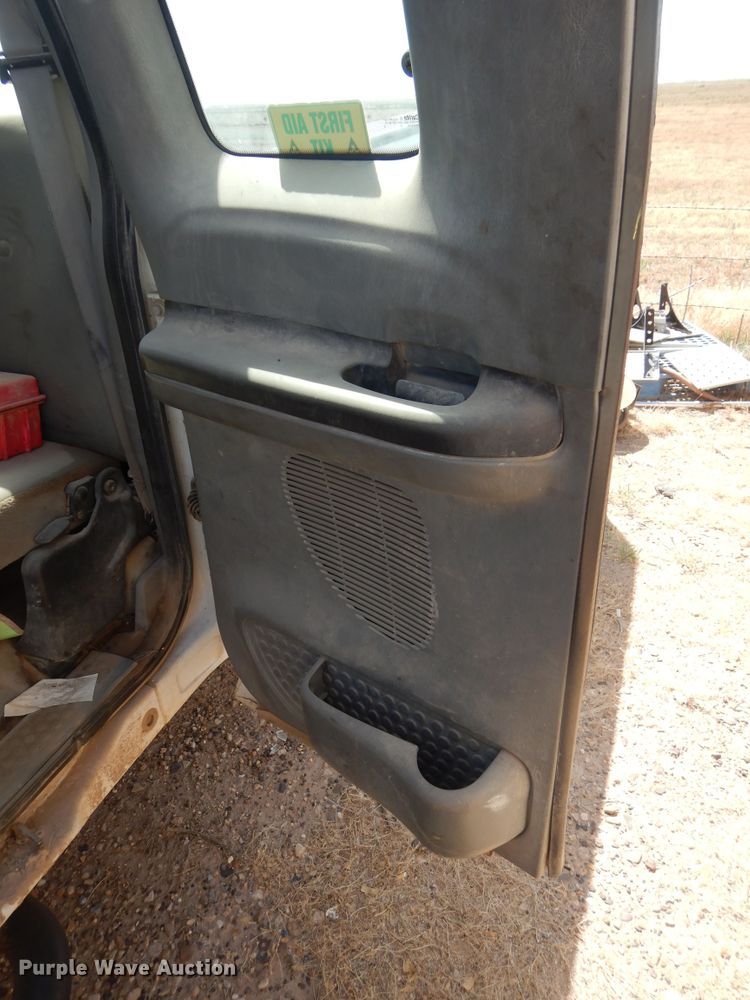 image for item HM9235 2007 Ford F250 Super Duty  SuperCab pickup truck