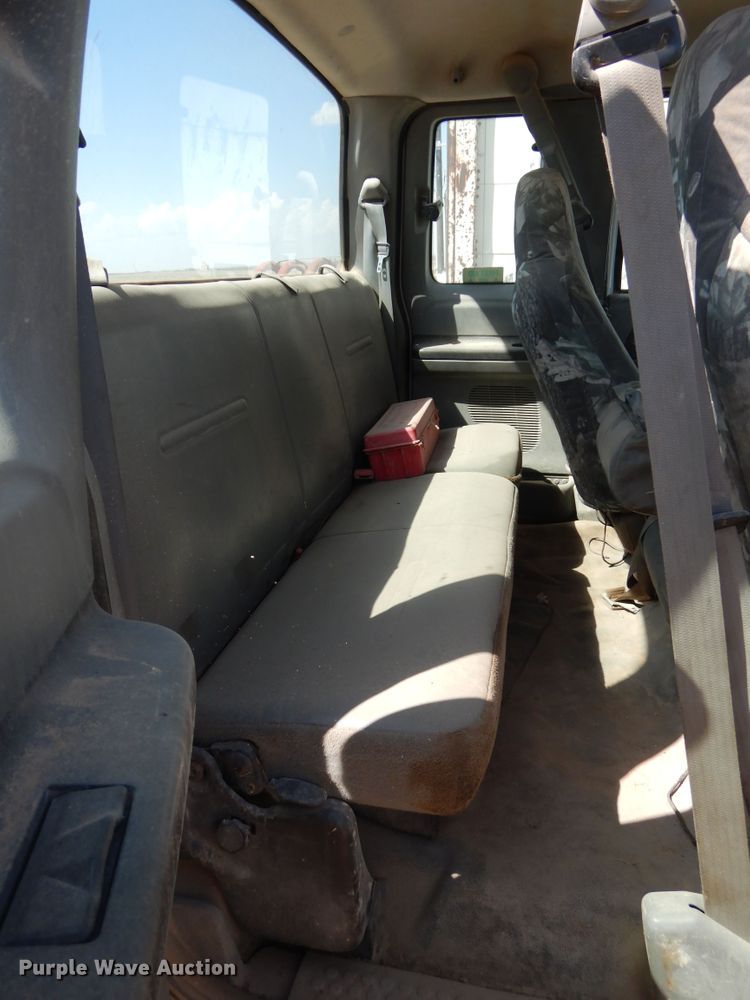 image for item HM9235 2007 Ford F250 Super Duty  SuperCab pickup truck