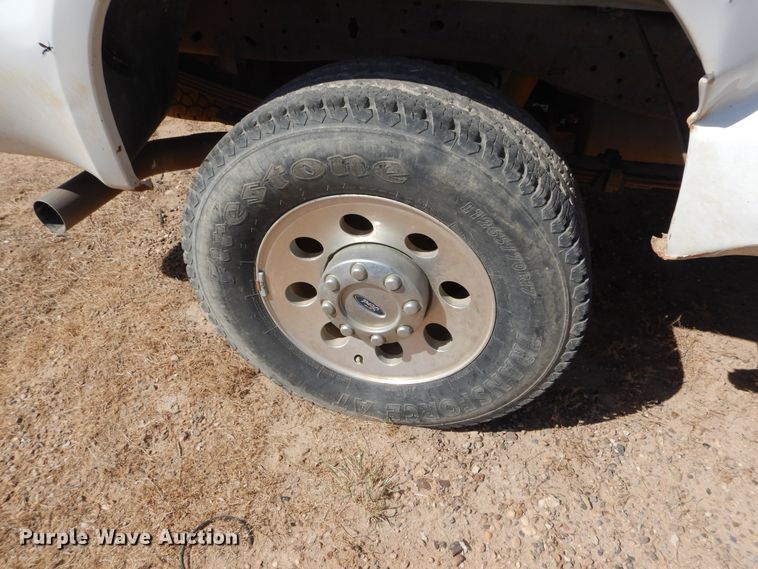 image for item HM9235 2007 Ford F250 Super Duty  SuperCab pickup truck