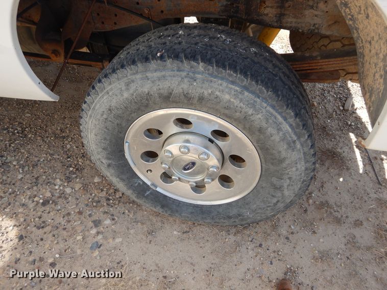 image for item HM9235 2007 Ford F250 Super Duty  SuperCab pickup truck