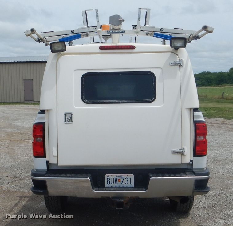 image for item HM9652 2015 Chevrolet Silverado 2500HD  pickup truck