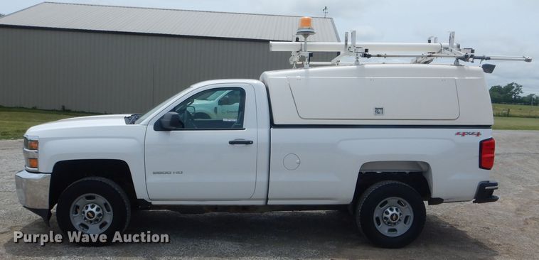 image for item HM9652 2015 Chevrolet Silverado 2500HD  pickup truck