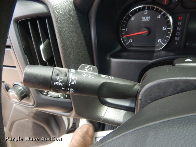 image for item HM9652 2015 Chevrolet Silverado 2500HD  pickup truck