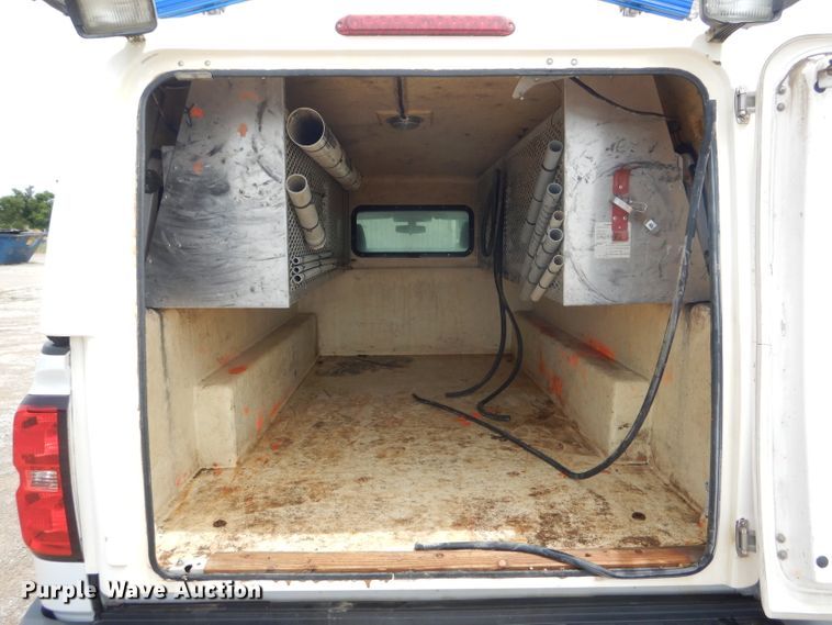 image for item HM9652 2015 Chevrolet Silverado 2500HD  pickup truck