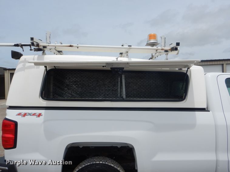 image for item HM9652 2015 Chevrolet Silverado 2500HD  pickup truck