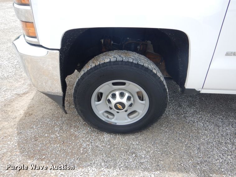 image for item HM9652 2015 Chevrolet Silverado 2500HD  pickup truck