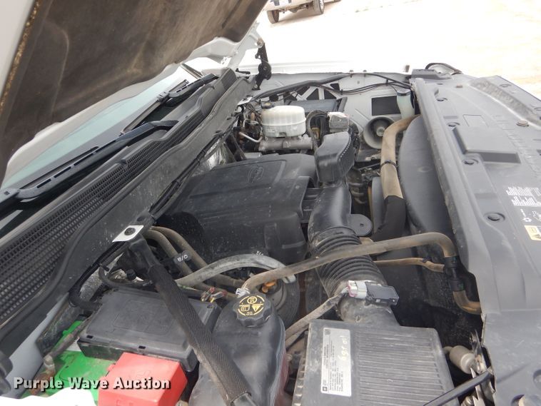 image for item HM9653 2015 Chevrolet Silverado 2500HD  pickup truck