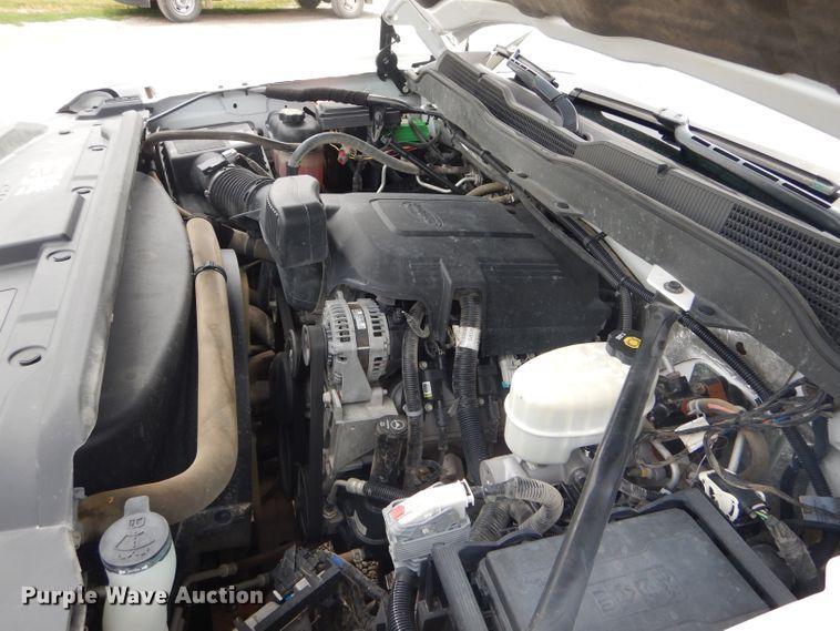 image for item HM9653 2015 Chevrolet Silverado 2500HD  pickup truck