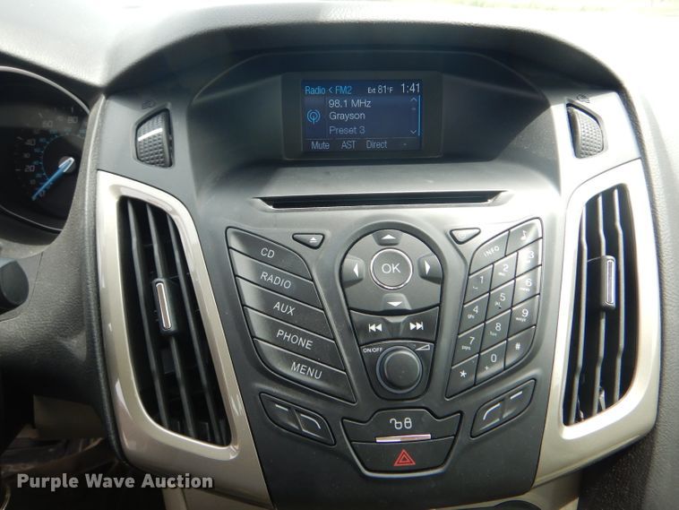 image for item HM9654 2012 Ford Focus SEL