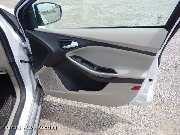 image for item HM9654 2012 Ford Focus SEL