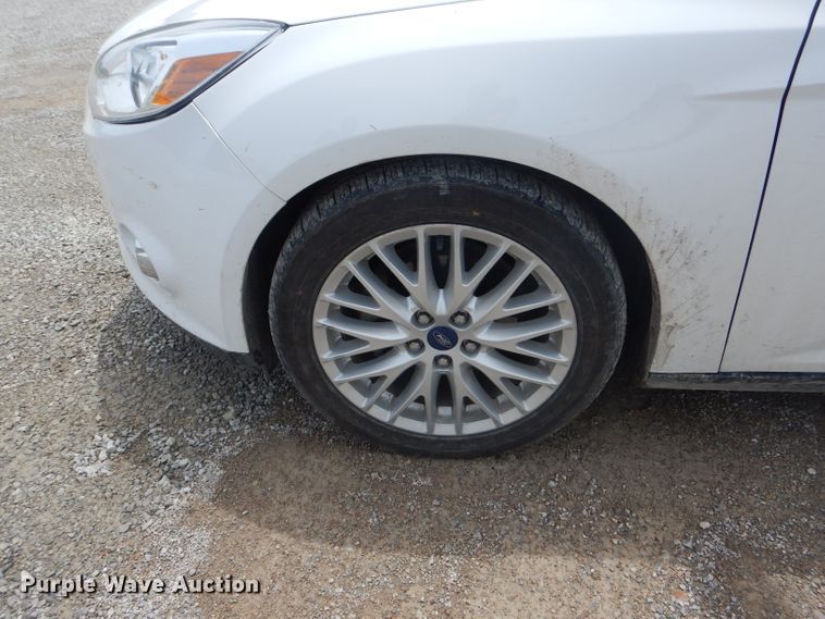 image for item HM9654 2012 Ford Focus SEL