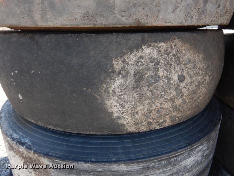 image for item HO9767 (9) 7.50-15 pneumatic roller tires