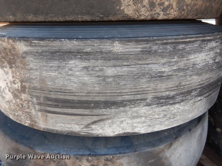 image for item HO9767 (9) 7.50-15 pneumatic roller tires