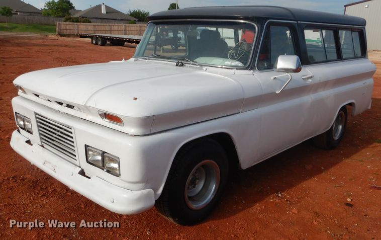 image for item HS9602 1964 GMC Carryall Suburban  SUV