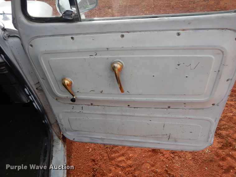 image for item HS9602 1964 GMC Carryall Suburban  SUV