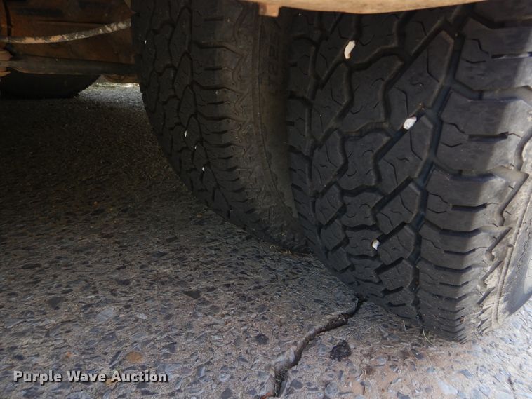 image for item HS9699 2009 Ford E450  shuttle bus