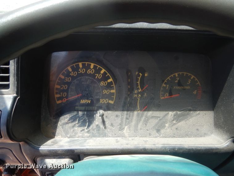 image for item HS9707 2007 Isuzu NQR  flatbed truck