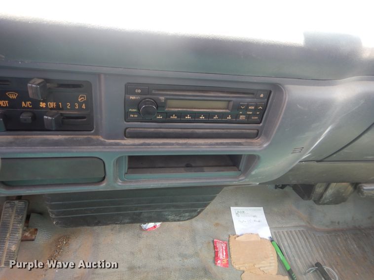 image for item HS9707 2007 Isuzu NQR  flatbed truck