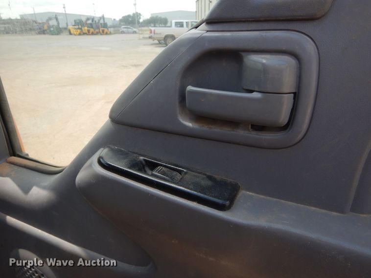 image for item HS9707 2007 Isuzu NQR  flatbed truck