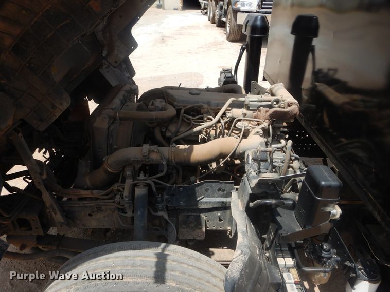 image for item HS9707 2007 Isuzu NQR  flatbed truck