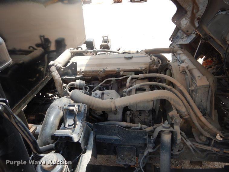 image for item HS9707 2007 Isuzu NQR  flatbed truck