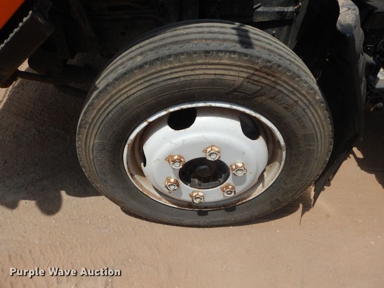 image for item HS9707 2007 Isuzu NQR  flatbed truck