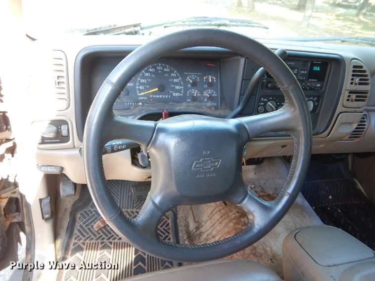image for item HS9710 1999 Chevrolet Suburban C1500  SUV