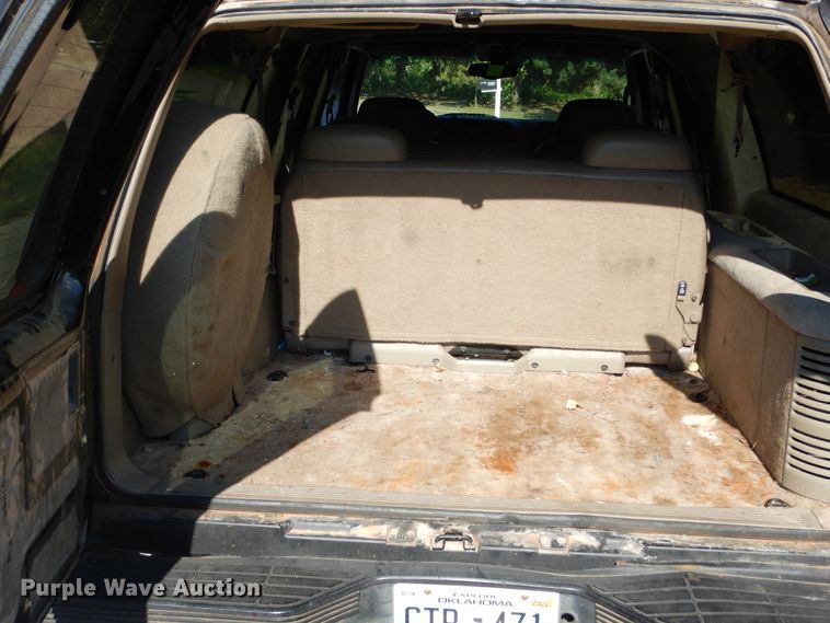 image for item HS9710 1999 Chevrolet Suburban C1500  SUV