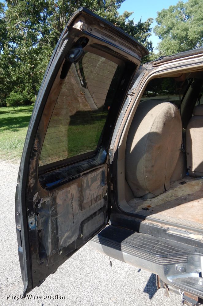image for item HS9710 1999 Chevrolet Suburban C1500  SUV