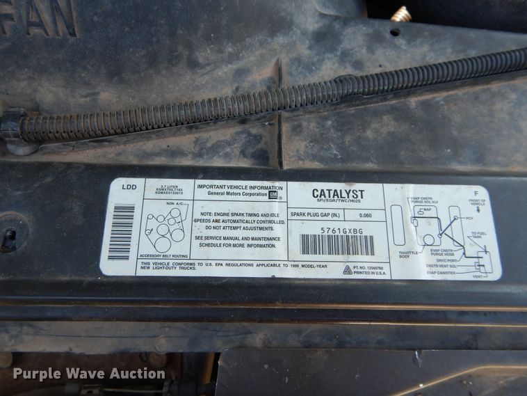 image for item HS9710 1999 Chevrolet Suburban C1500  SUV