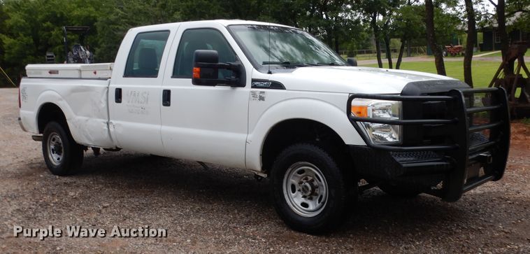 image for item HS9721 2011 Ford F250 Super Duty  Crew Cab pickup truck