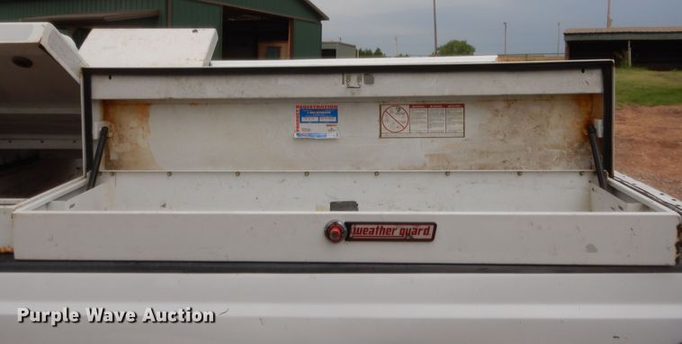 image for item HS9721 2011 Ford F250 Super Duty  Crew Cab pickup truck