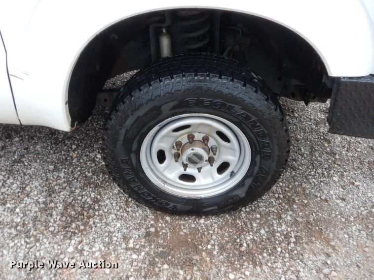 image for item HS9721 2011 Ford F250 Super Duty  Crew Cab pickup truck