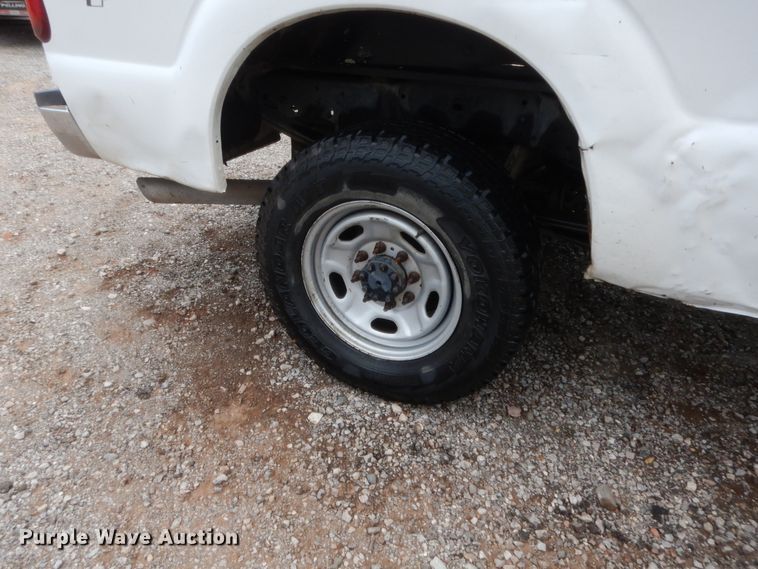 image for item HS9721 2011 Ford F250 Super Duty  Crew Cab pickup truck