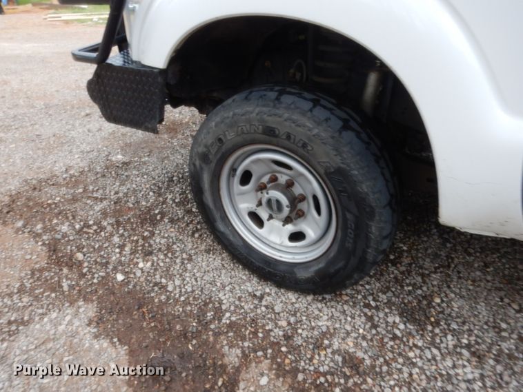 image for item HS9721 2011 Ford F250 Super Duty  Crew Cab pickup truck