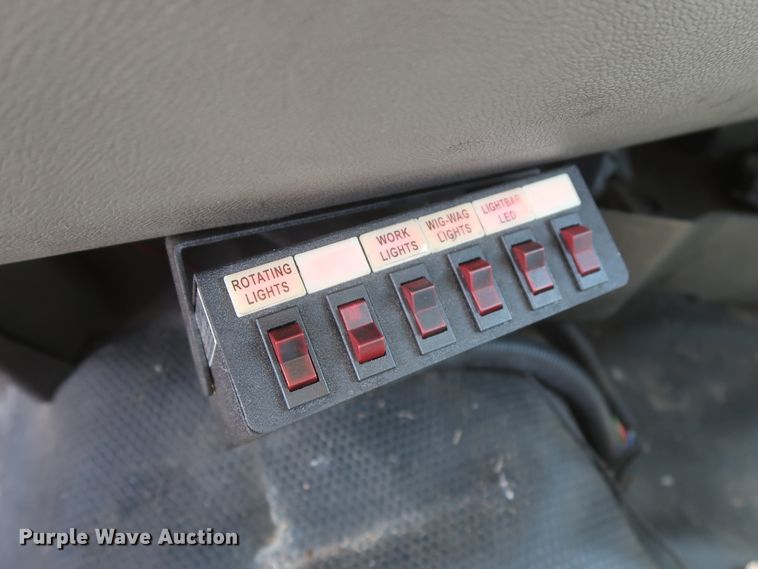 image for item HT9564 2012 Chevrolet Silverado 2500HD  utility bed pickup truck