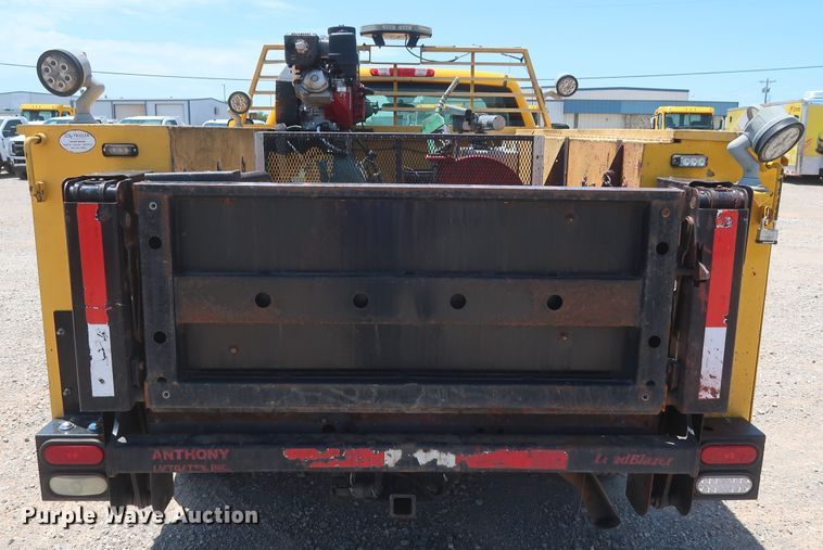 image for item HT9564 2012 Chevrolet Silverado 2500HD  utility bed pickup truck