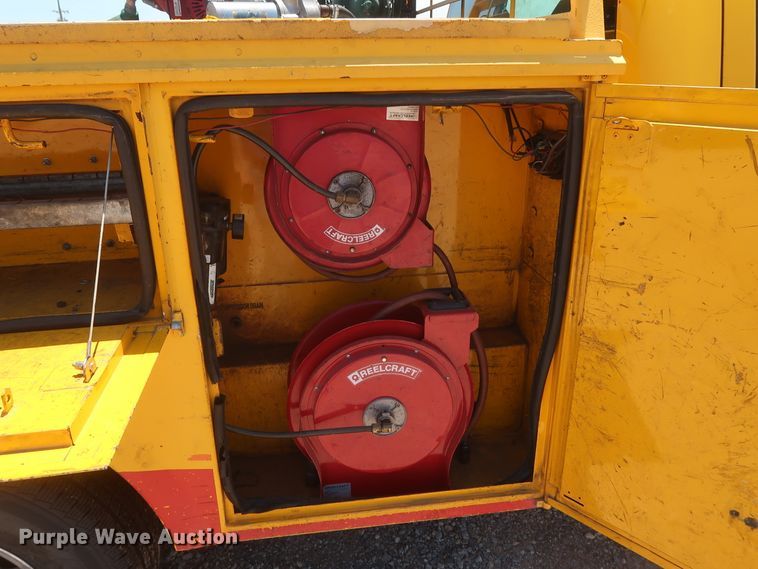 image for item HT9564 2012 Chevrolet Silverado 2500HD  utility bed pickup truck