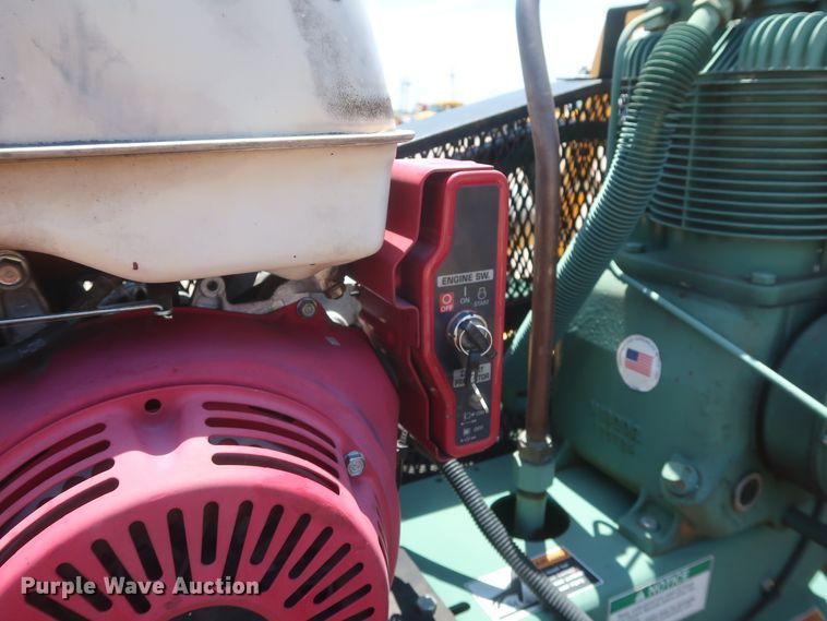 image for item HT9564 2012 Chevrolet Silverado 2500HD  utility bed pickup truck