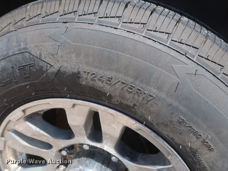 image for item HT9564 2012 Chevrolet Silverado 2500HD  utility bed pickup truck