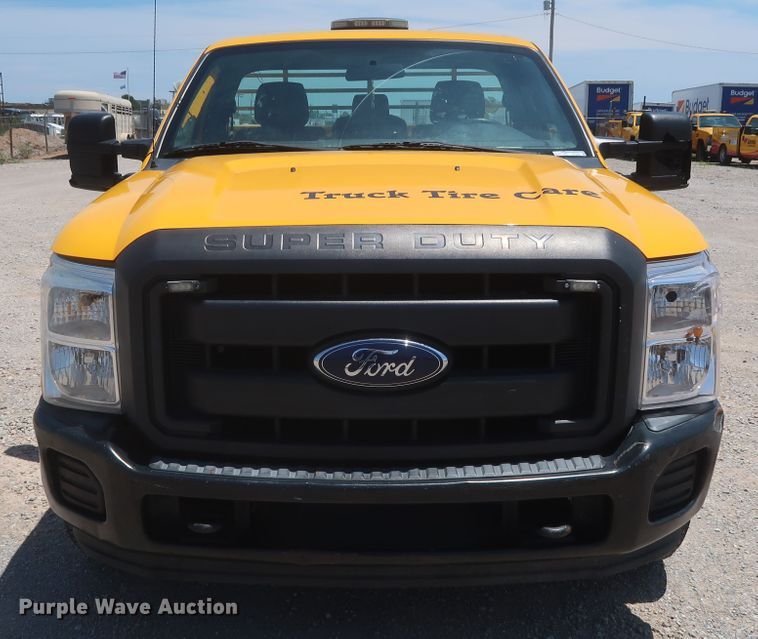 image for item HT9565 2015 Ford F350 Super Duty XL  utility bed pickup truck