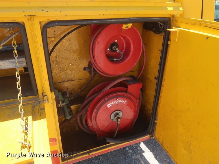 image for item HT9565 2015 Ford F350 Super Duty XL  utility bed pickup truck