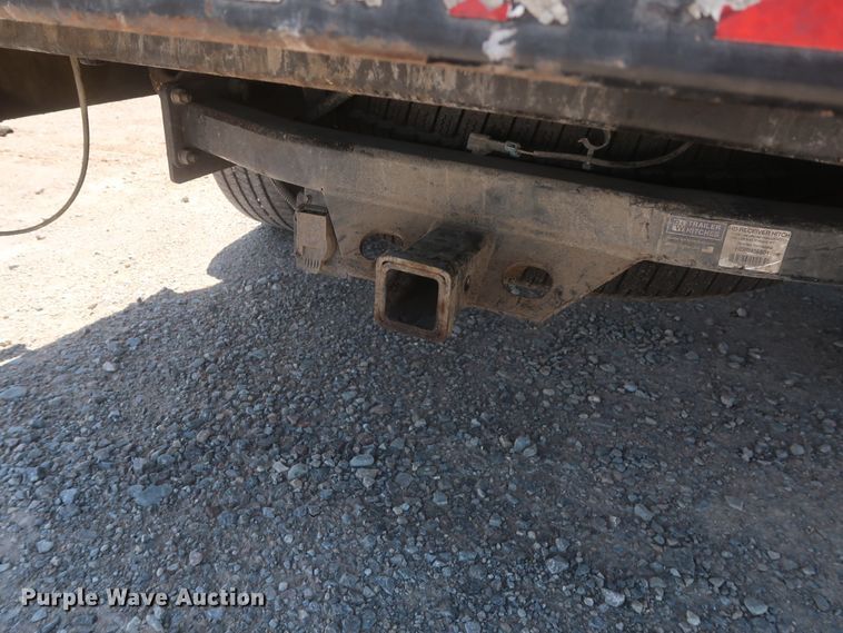 image for item HT9566 2014 Chevrolet Silverado 3500HD  utility bed pickup truck