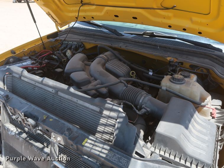 image for item HT9567 2009 Ford F250 Super Duty XL  utility bed pickup truck