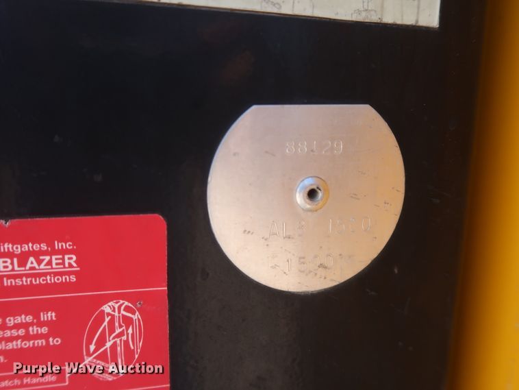 image for item HT9567 2009 Ford F250 Super Duty XL  utility bed pickup truck